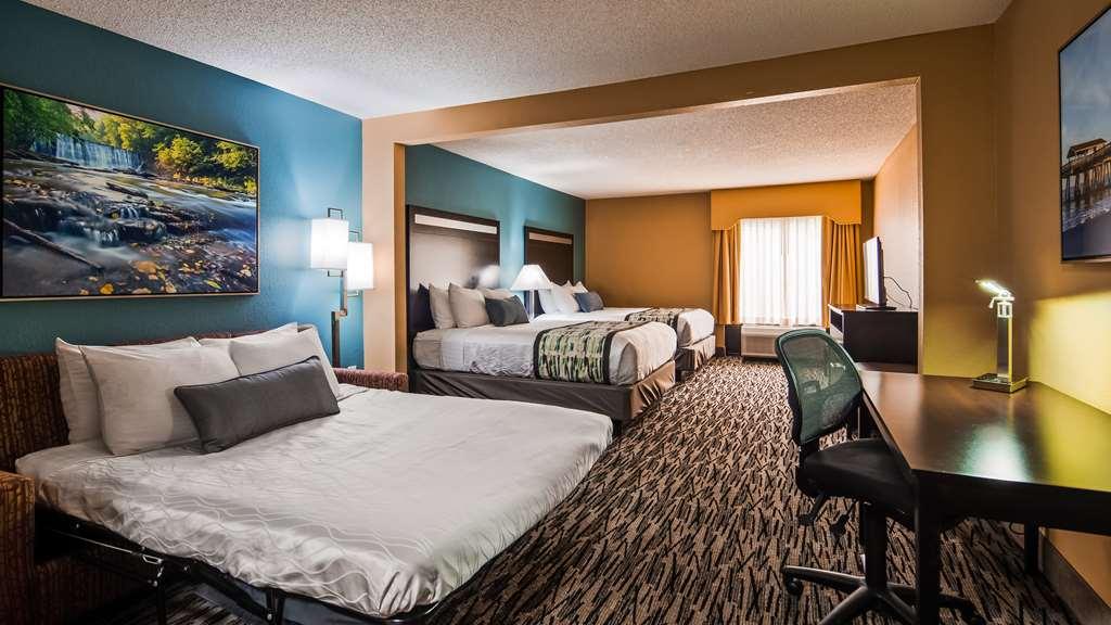 Best Western Plus Mcdonough Inn & Suites Bagian luar foto