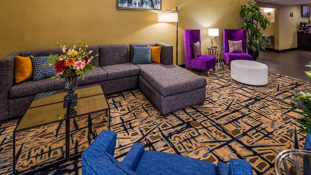 Best Western Plus Mcdonough Inn & Suites Bagian luar foto