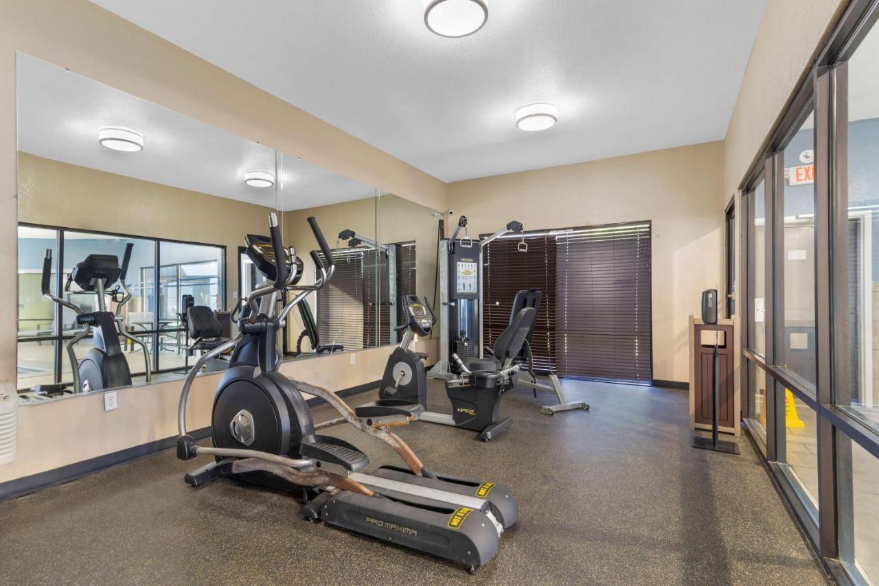 Best Western Plus Mcdonough Inn & Suites Bagian luar foto