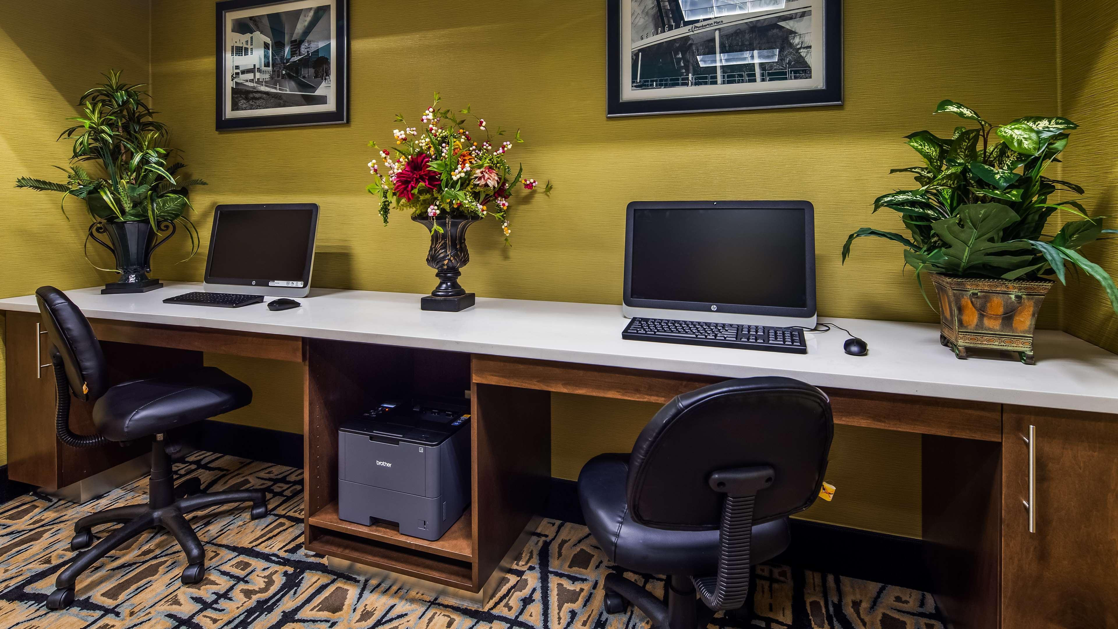Best Western Plus Mcdonough Inn & Suites Bagian luar foto